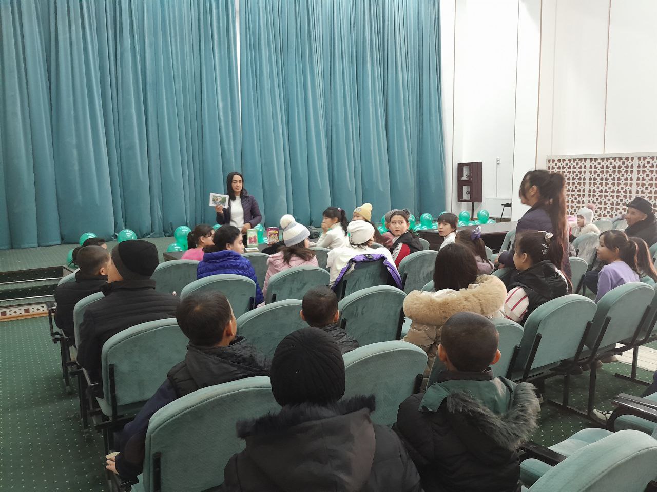 " Bolajonim dunyosi " nomli davra suhbati tashkil etildi.